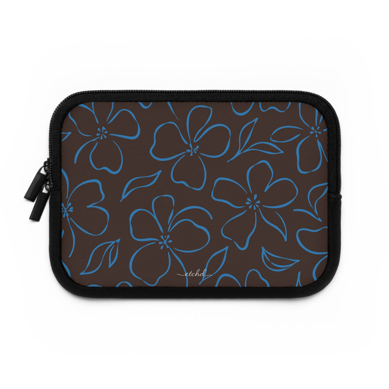 Espresso & Cerulean Floral Custodia per laptop di etchd, vista 2