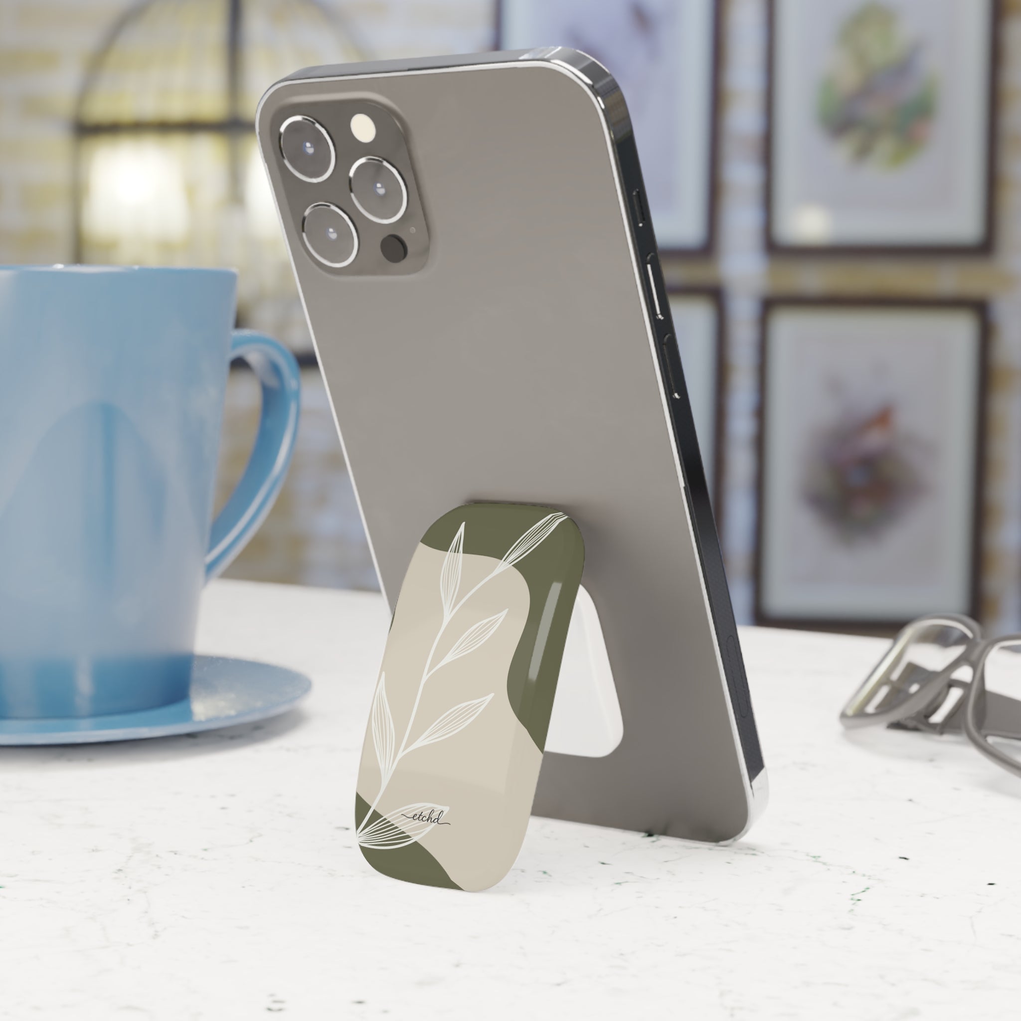Olive Leaf Click-On Phone Grip