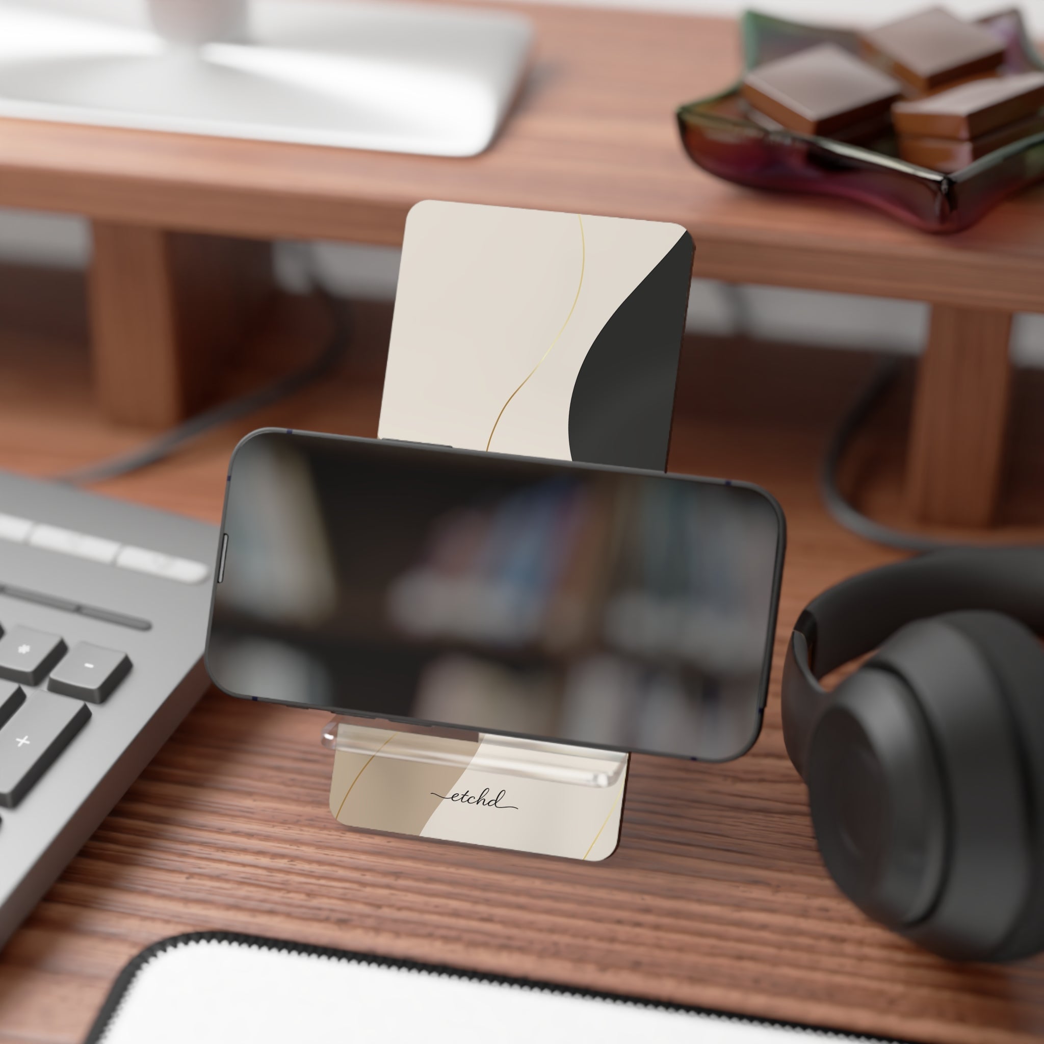 Neutral Curves Phone Stand-zoom-4
