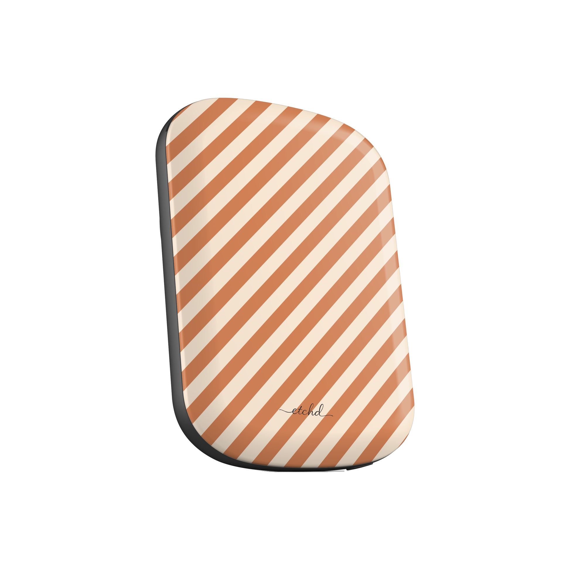 Terracotta & Cream Striped Diagonal Powerbank magnetico di etchd, vista 2