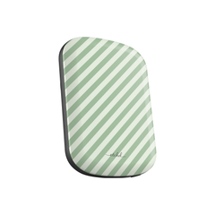 Sage & Cream Striped Diagonal Powerbank magnetico di etchd, vista 2