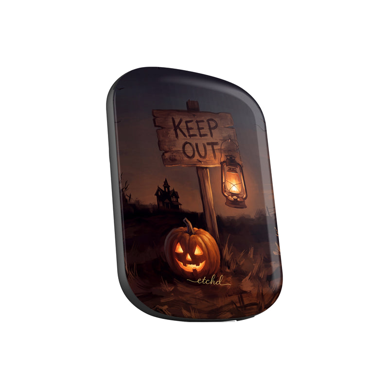 Keep Out Magnetic Powerbank by etchd, view 2